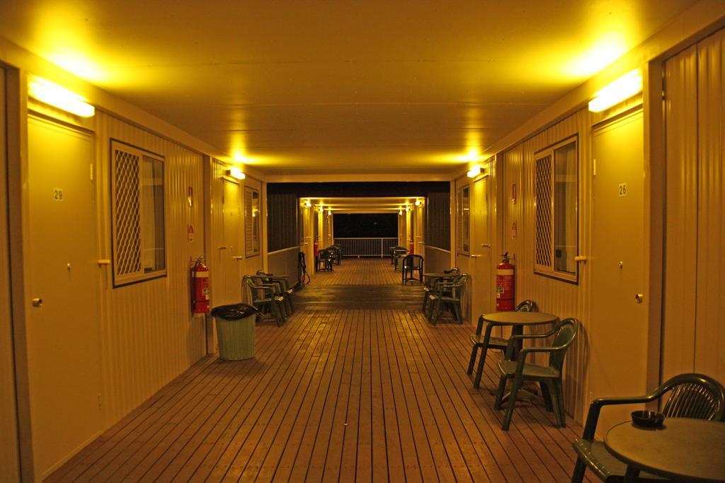 ลีชชาร์ด แอ็กคอมโมเดชัน Motel เมนท์อิซา ภายนอก รูปภาพ